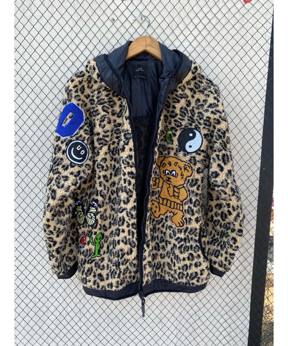 Cheetah printed, hooded, teddy jacket