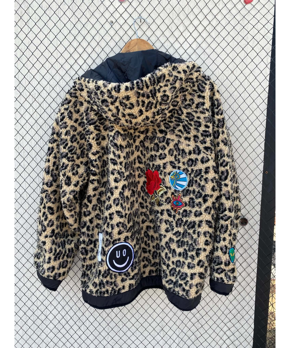 Cheetah printed, hooded, teddy jacket