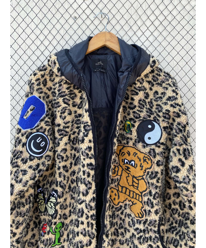 Cheetah printed, hooded, teddy jacket