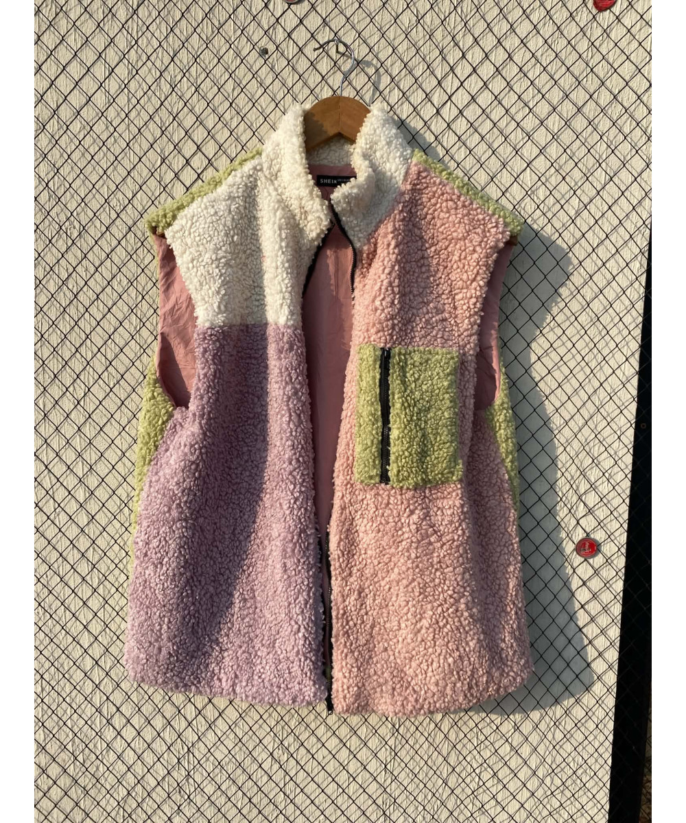 Tri-colored, teddy, sleeveless, zipper jacket