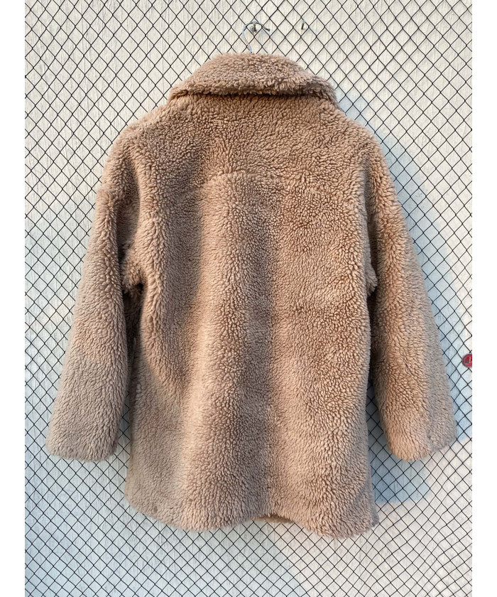 Beige teddy coat