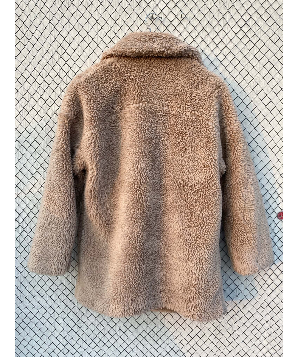 Beige teddy coat
