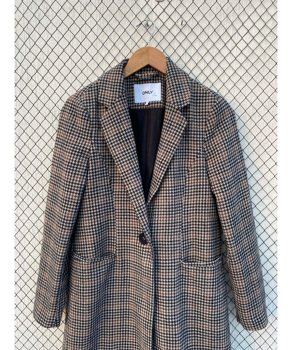 Houndstooth printed, long, wool coat