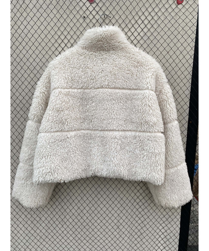 White & green, fur, zipper...