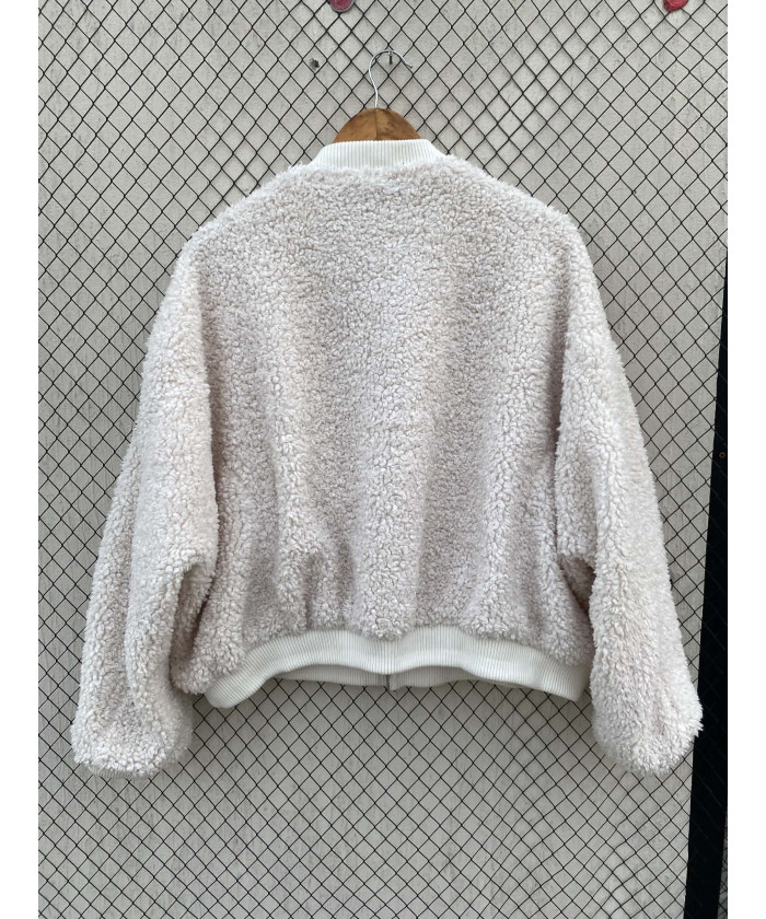 Off-white teddy, zipper jacket