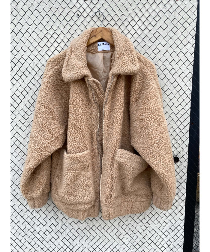 Camel-colored, teddy,...