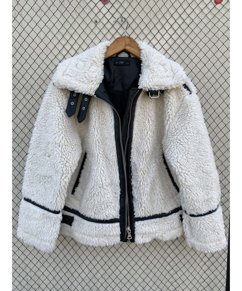 White, teddy, zipper jacket