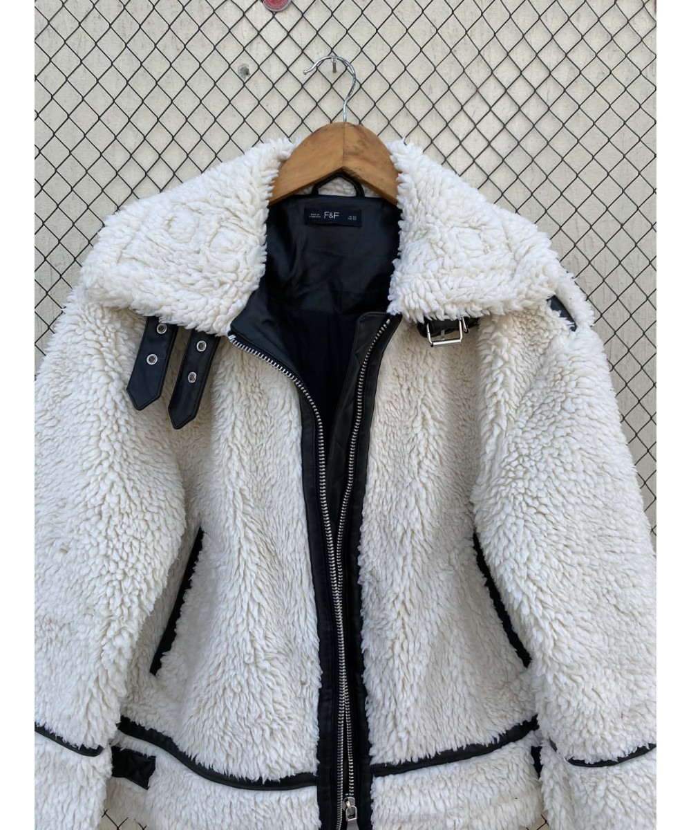 White, teddy, zipper jacket