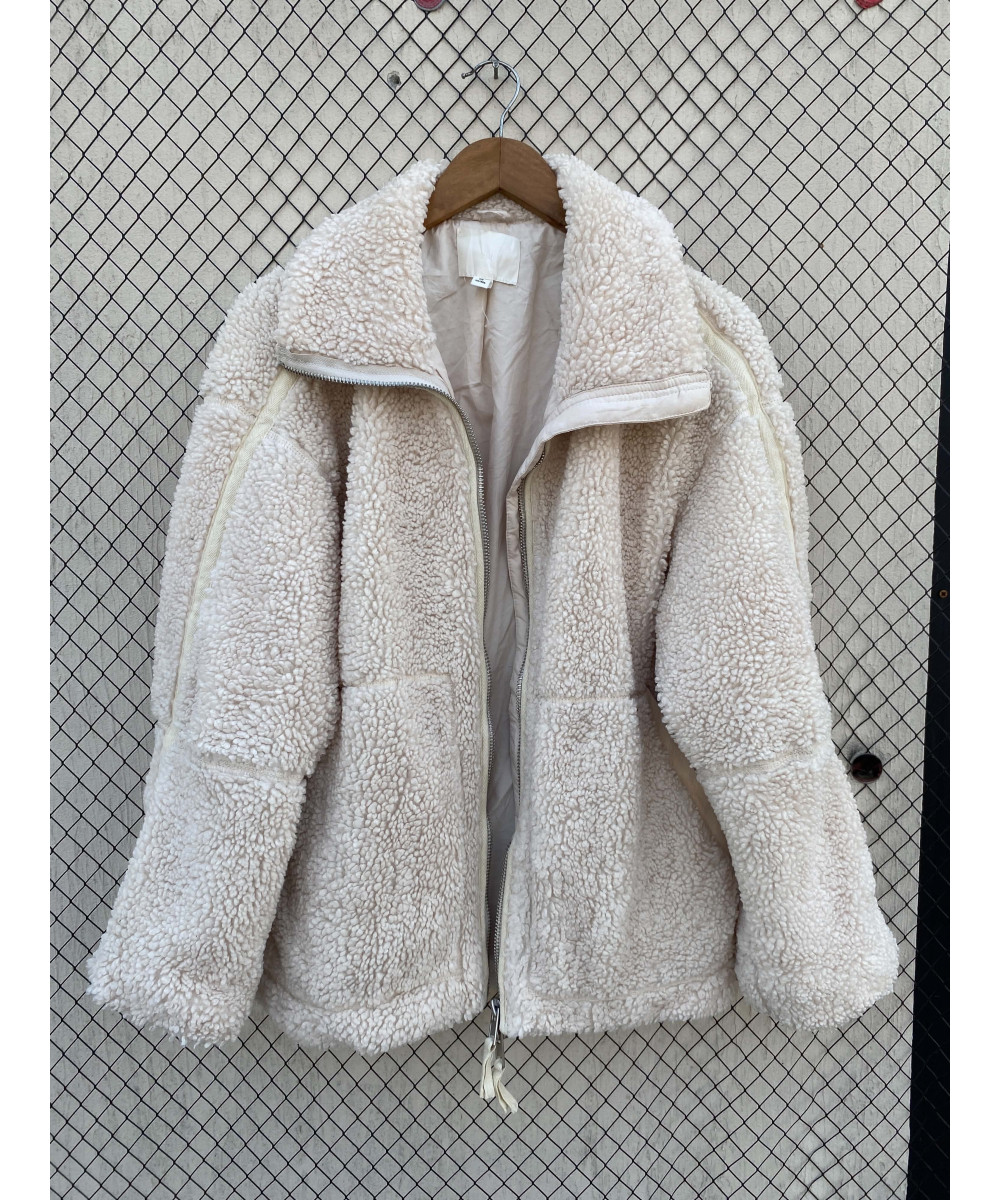 Cream-colored, teddy, zipper jacket