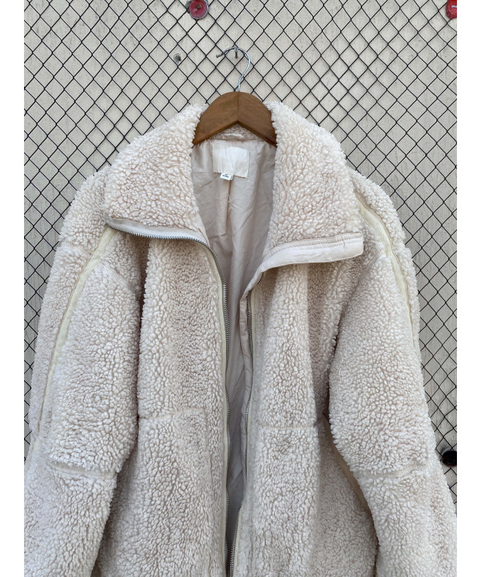 Cream-colored, teddy, zipper jacket
