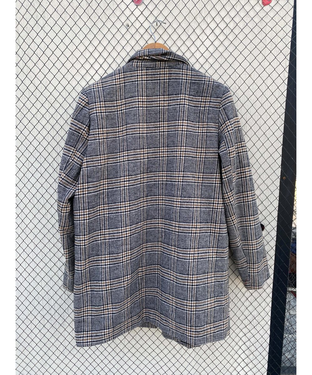 Houndstooth printed, double-breasted, wool coat