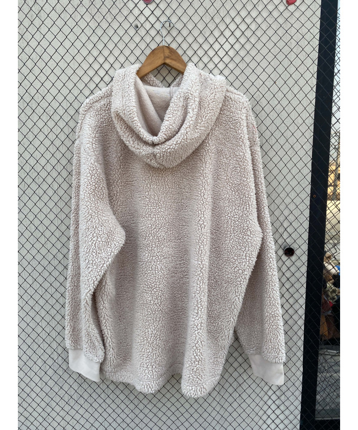 Ash white-colored, teddy,...