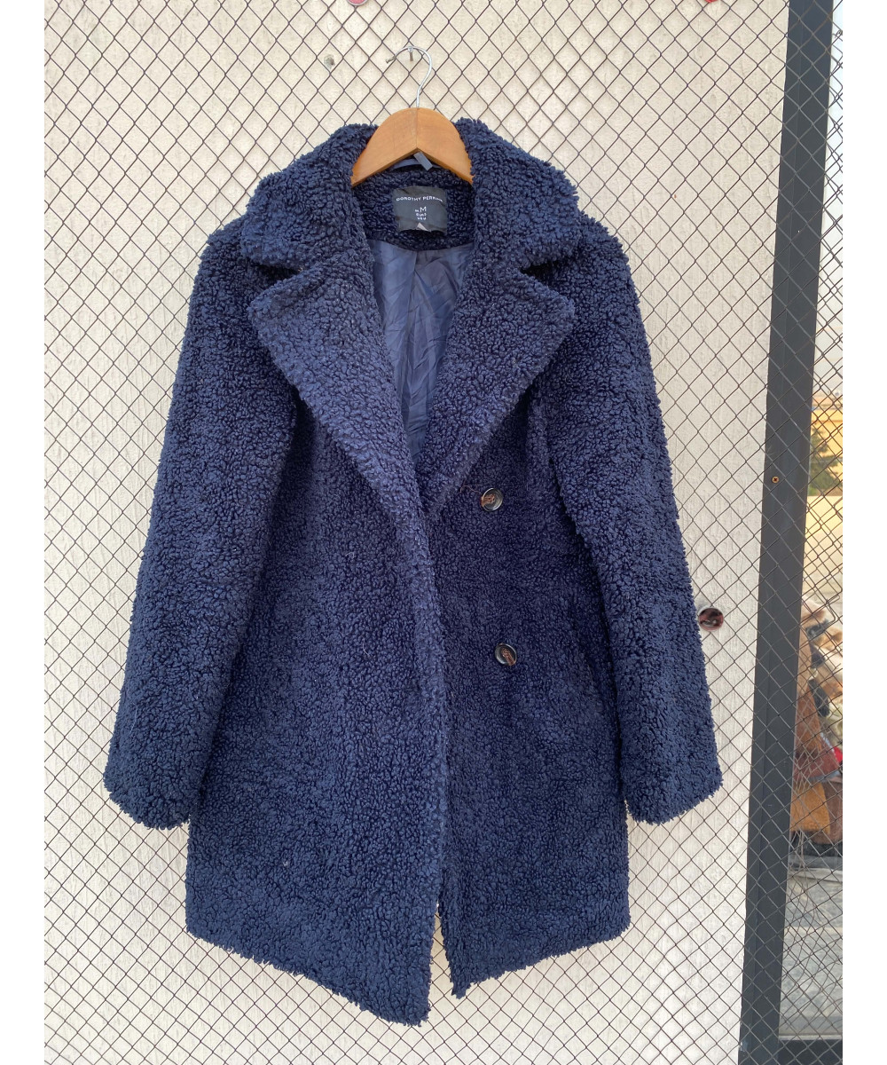 Navy blue-colored, teddy coat