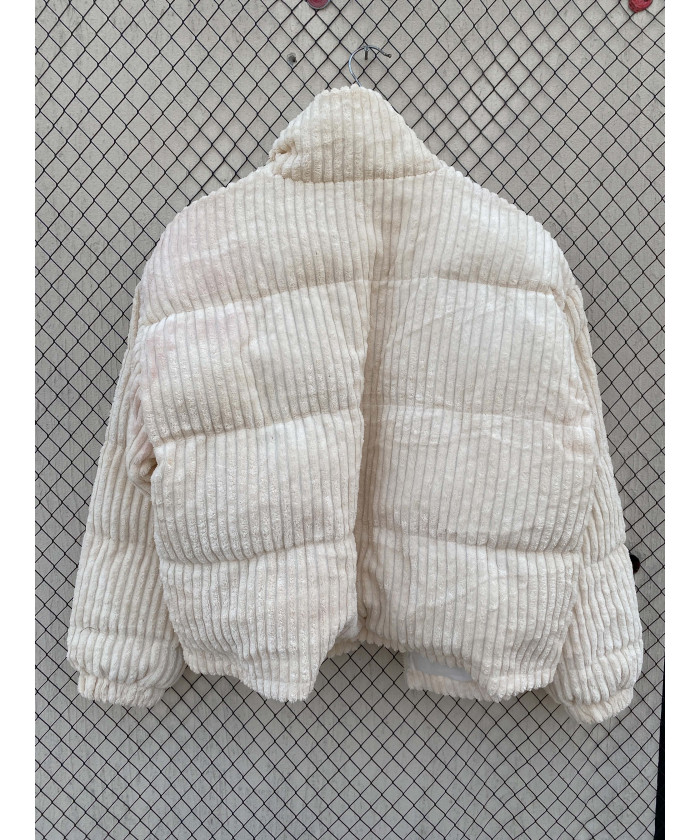 Cream-colored, puffer,...