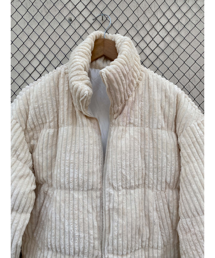 Cream-colored, puffer, zipper jacket