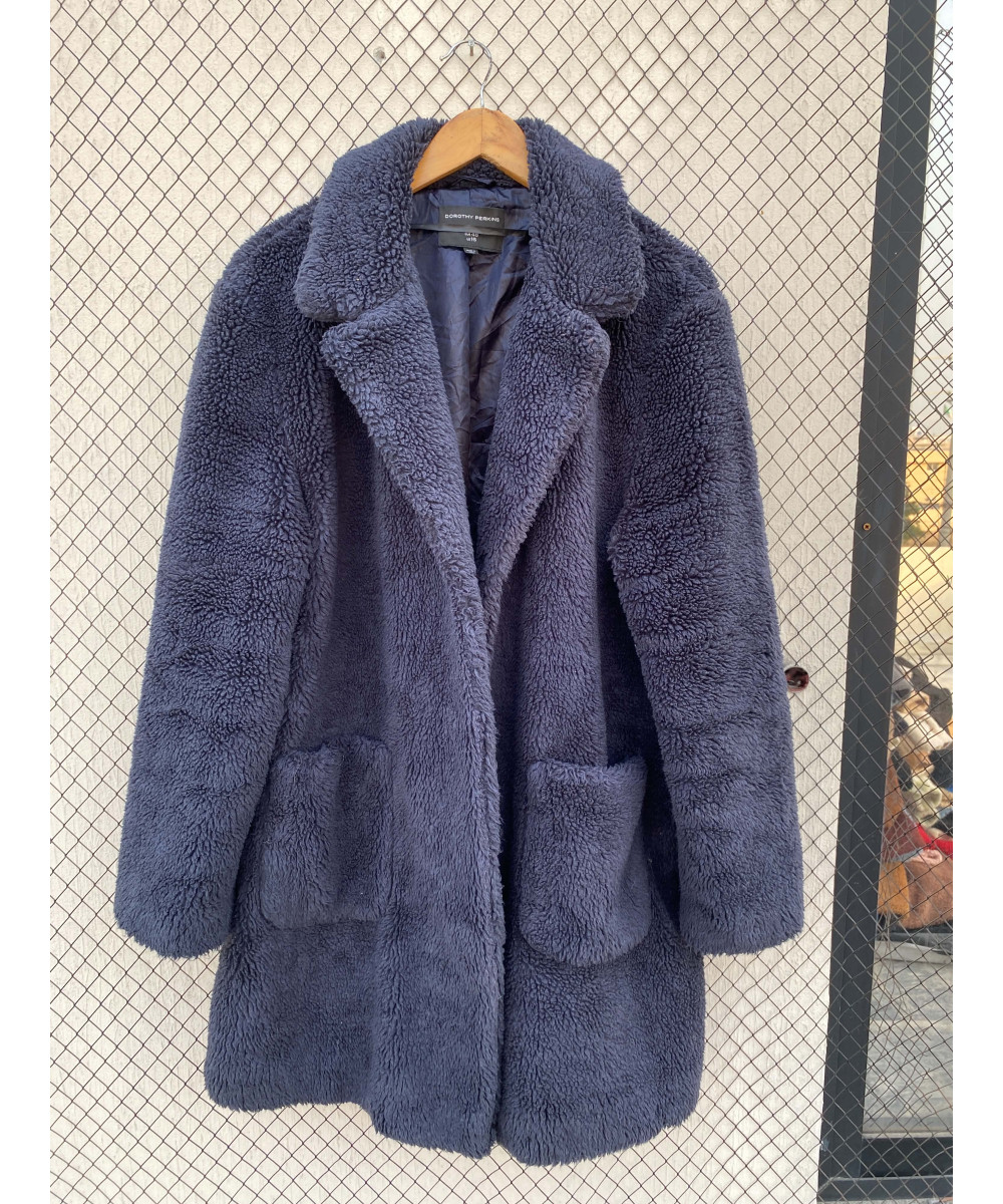 Navy blue-colored, teddy coat