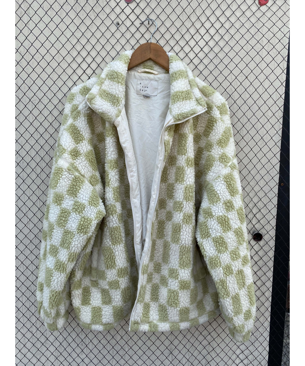 Two-toned, teddy, oversized, zipper jacket