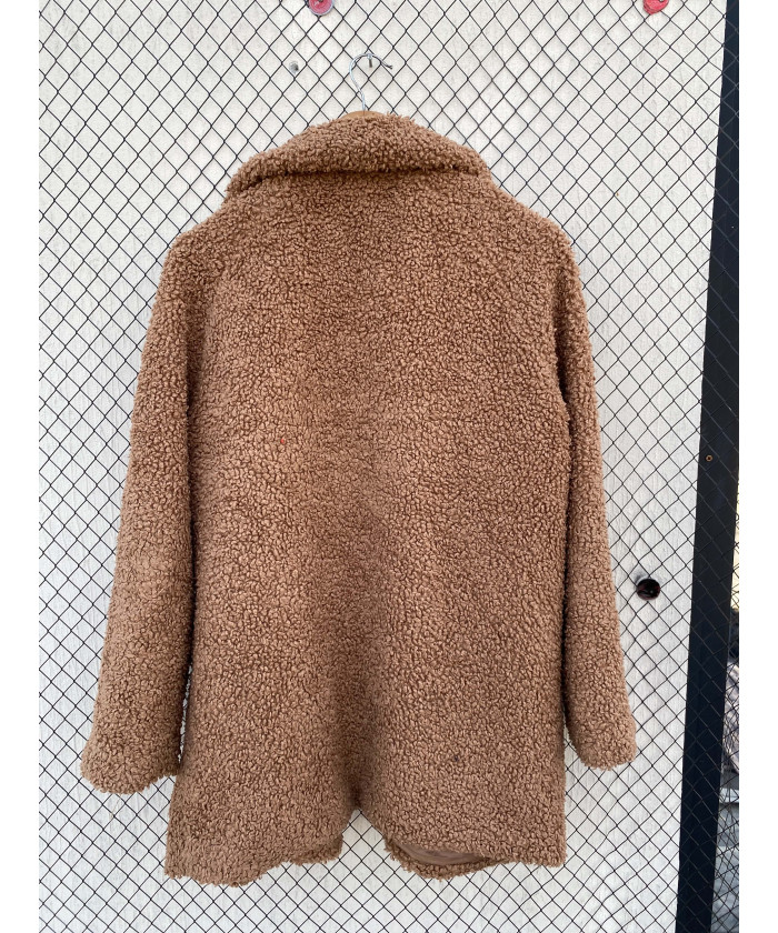 Amber brown-colored, teddy,...