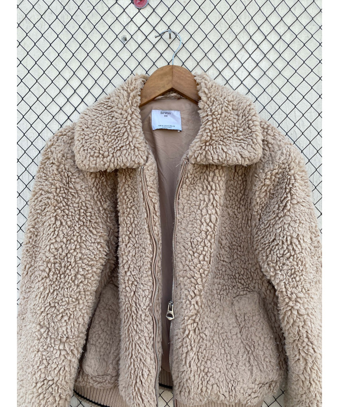Fawn-colored, teddy, zipper...