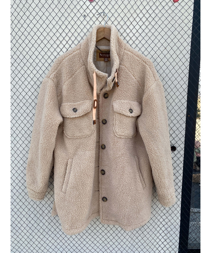 Camel-colored, teddy,...
