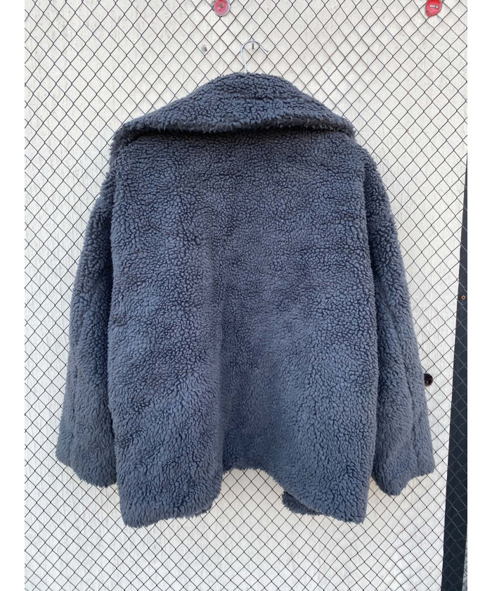 Dark gray, teddy, zipper...